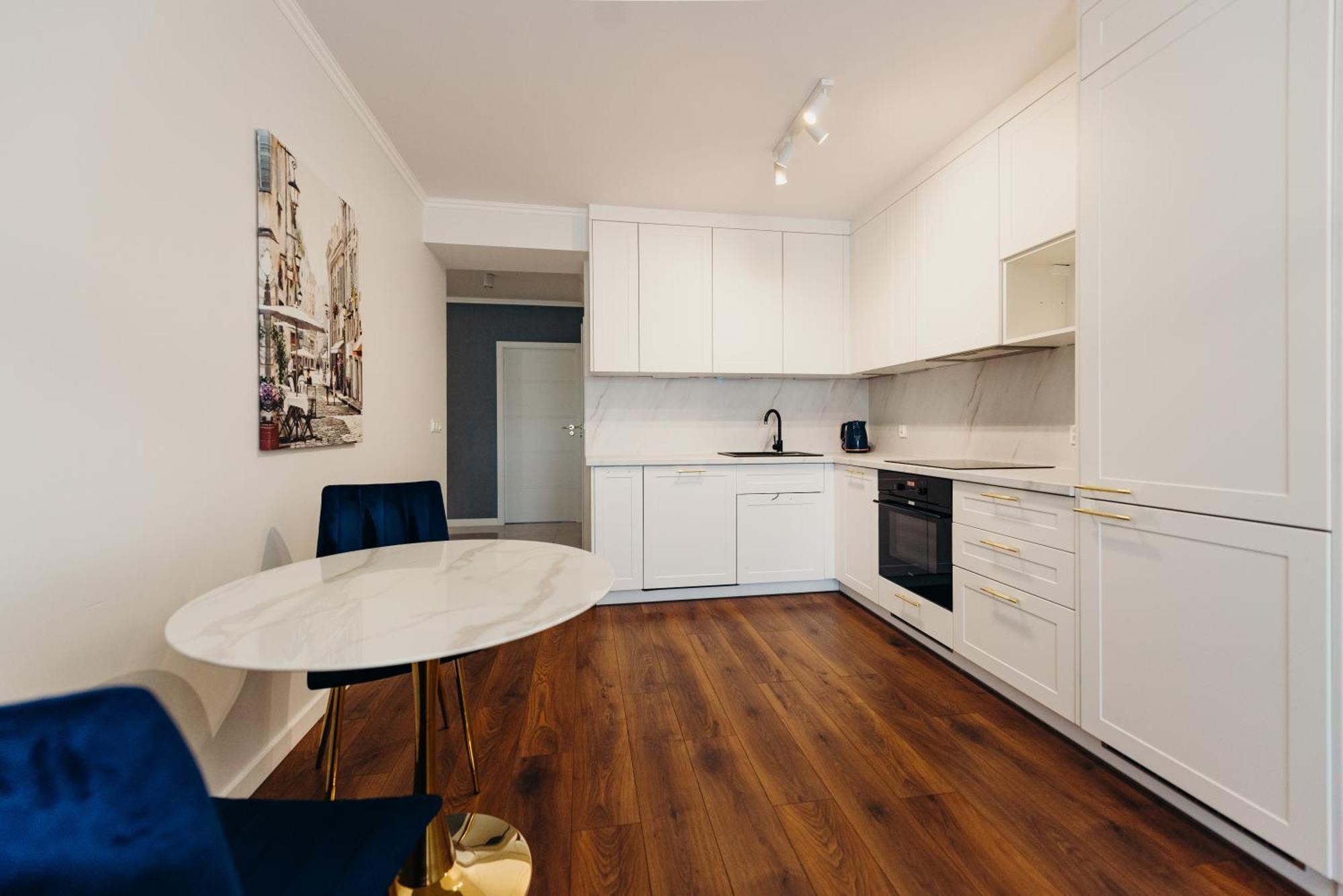 3 Bedrooms Premium Bella Blue For 8 Guests With Ac And Free Out Side Parking Жешув Экстерьер фото