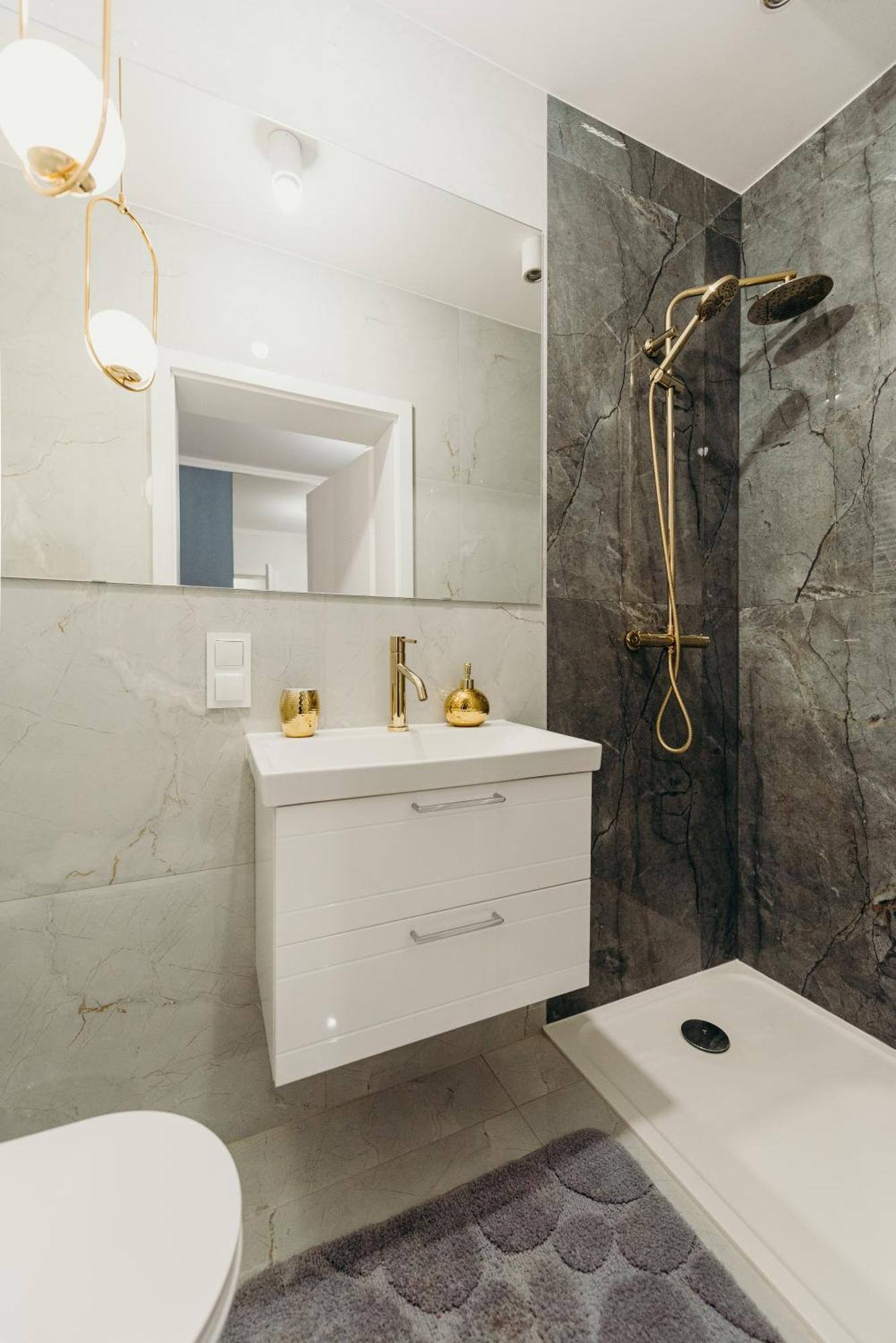 3 Bedrooms Premium Bella Blue For 8 Guests With Ac And Free Out Side Parking Жешув Экстерьер фото