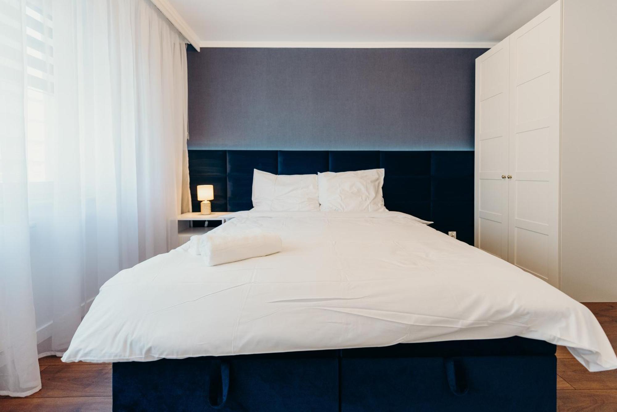 3 Bedrooms Premium Bella Blue For 8 Guests With Ac And Free Out Side Parking Жешув Экстерьер фото